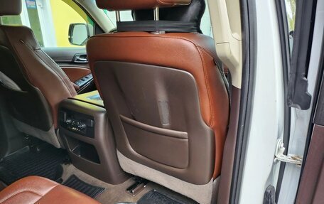 Chevrolet Tahoe IV, 2016 год, 3 200 000 рублей, 12 фотография