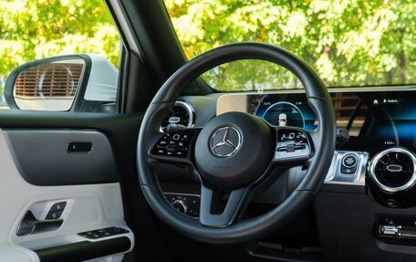 Mercedes-Benz GLB, 2020 год, 3 190 000 рублей, 21 фотография