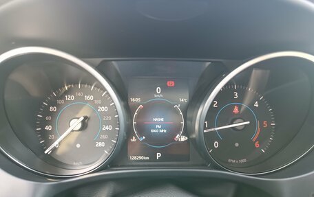 Jaguar F-Pace, 2016 год, 2 245 000 рублей, 9 фотография