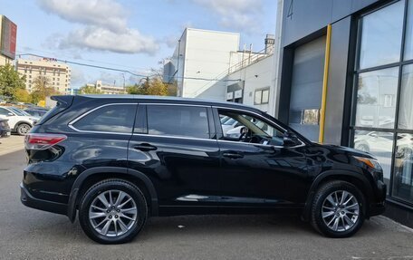 Toyota Highlander III, 2014 год, 2 400 000 рублей, 4 фотография
