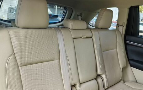 Toyota Highlander III, 2014 год, 2 400 000 рублей, 13 фотография