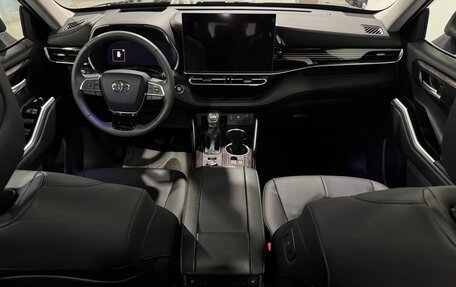 Toyota Highlander, 2026 год, 5 200 000 рублей, 18 фотография