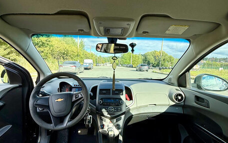 Chevrolet Aveo III, 2013 год, 800 000 рублей, 2 фотография