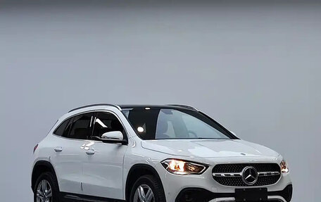 Mercedes-Benz GLA, 2021 год, 2 700 000 рублей, 3 фотография