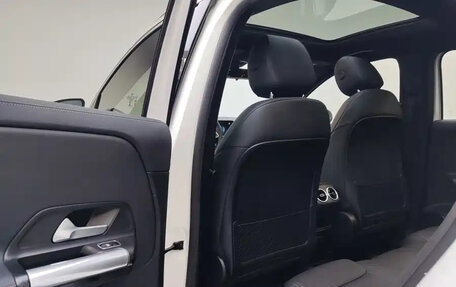Mercedes-Benz GLA, 2021 год, 2 700 000 рублей, 15 фотография