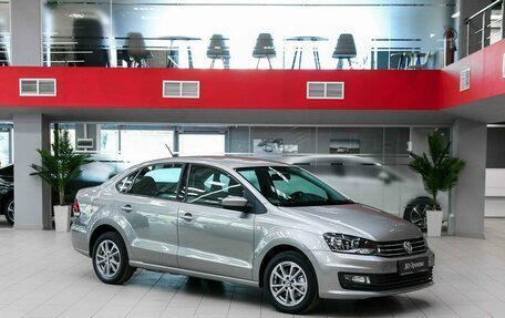 Volkswagen Polo VI (EU Market), 2017 год, 1 050 000 рублей, 3 фотография