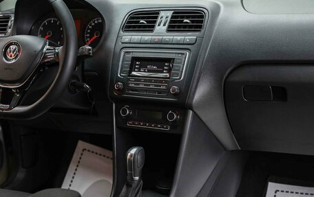 Volkswagen Polo VI (EU Market), 2017 год, 1 050 000 рублей, 10 фотография