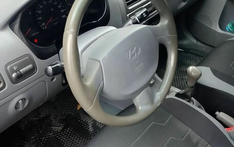 Hyundai Accent II, 2008 год, 350 000 рублей, 3 фотография