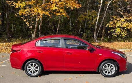 KIA Rio IV, 2018 год, 1 250 000 рублей, 8 фотография