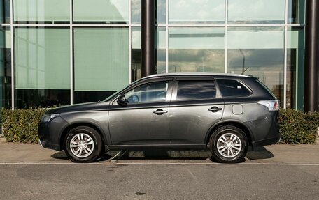 Mitsubishi Outlander III рестайлинг 3, 2014 год, 1 700 000 рублей, 7 фотография