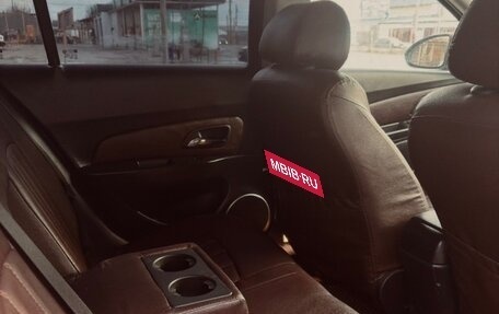 Chevrolet Cruze II, 2011 год, 600 000 рублей, 4 фотография