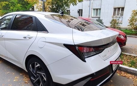 Hyundai Elantra, 2023 год, 1 670 000 рублей, 3 фотография