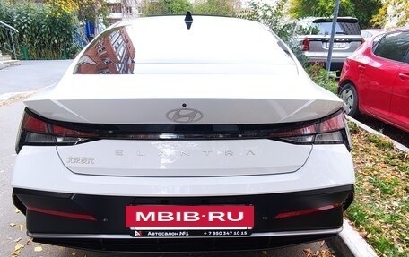 Hyundai Elantra, 2023 год, 1 670 000 рублей, 4 фотография