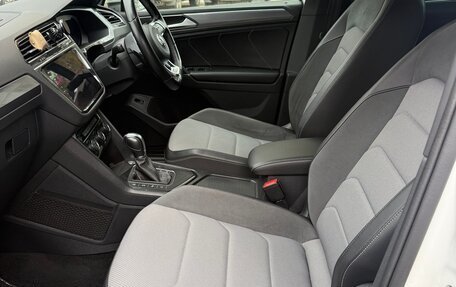 Volkswagen Tiguan II, 2018 год, 1 980 000 рублей, 9 фотография