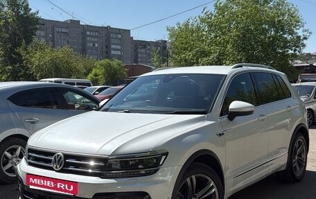 Volkswagen Tiguan II, 2018 год, 1 980 000 рублей, 7 фотография