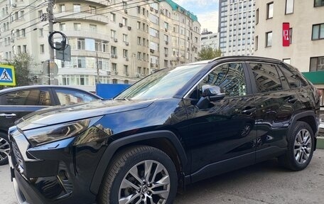 Toyota RAV4, 2020 год, 4 350 000 рублей, 3 фотография