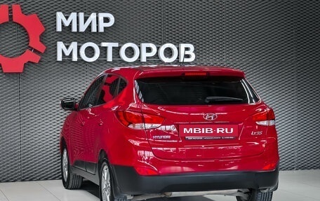 Hyundai ix35 I рестайлинг, 2013 год, 1 330 000 рублей, 6 фотография