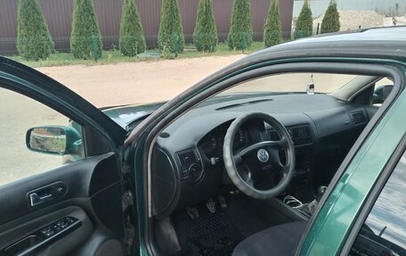 Volkswagen Golf IV, 2001 год, 8 фотография