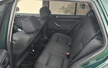 Volkswagen Golf IV, 2001 год, 9 фотография