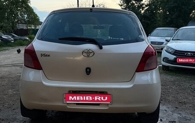 Toyota Vitz, 2005 год, 450 000 рублей, 1 фотография