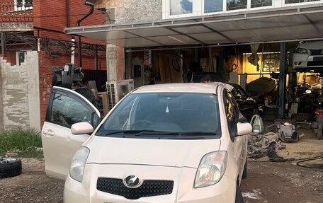 Toyota Vitz, 2005 год, 450 000 рублей, 6 фотография