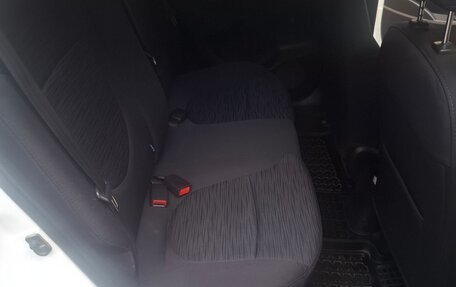 Hyundai Solaris II рестайлинг, 2015 год, 875 000 рублей, 20 фотография