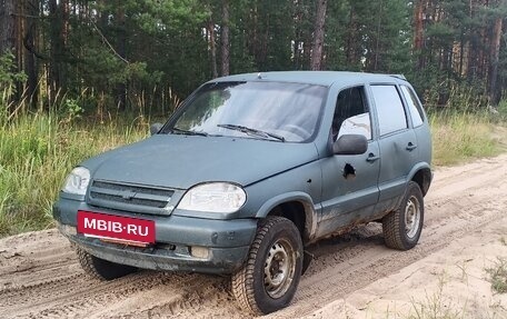 Chevrolet Niva I рестайлинг, 2006 год, 135 000 рублей, 2 фотография