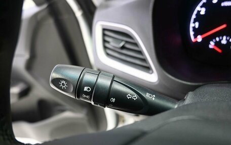 Hyundai Solaris II рестайлинг, 2017 год, 1 049 900 рублей, 16 фотография