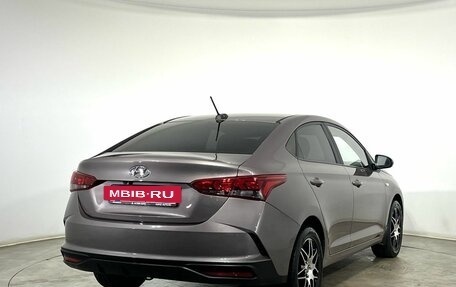 Hyundai Solaris II рестайлинг, 2021 год, 1 500 000 рублей, 4 фотография