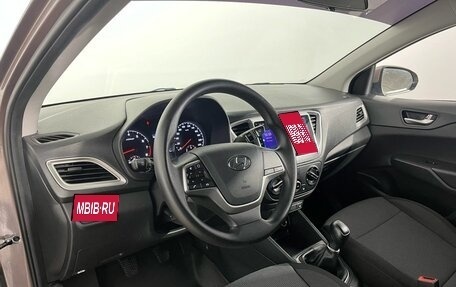 Hyundai Solaris II рестайлинг, 2021 год, 1 500 000 рублей, 8 фотография