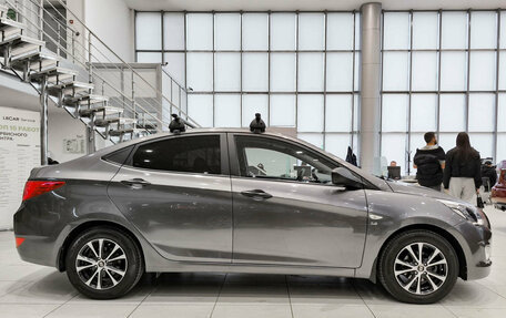 Hyundai Solaris II рестайлинг, 2014 год, 930 000 рублей, 5 фотография