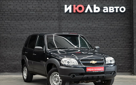 Chevrolet Niva I рестайлинг, 2018 год, 800 000 рублей, 3 фотография