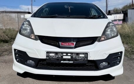 Honda Fit III, 2011 год, 1 050 000 рублей, 1 фотография