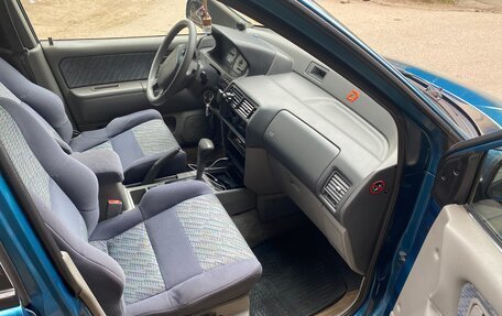 Mitsubishi Space Runner II, 1997 год, 330 000 рублей, 5 фотография
