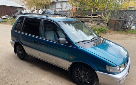 Mitsubishi Space Runner II, 1997 год, 330 000 рублей, 13 фотография