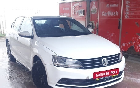 Volkswagen Jetta VI, 2017 год, 400 000 рублей, 2 фотография
