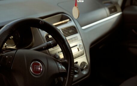 Fiat Linea, 2010 год, 620 000 рублей, 19 фотография