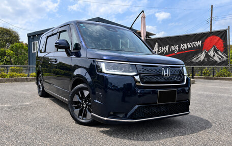 Honda Stepwgn, 2023 год, 2 223 000 рублей, 1 фотография