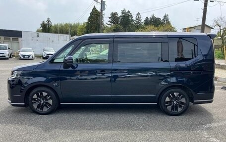 Honda Stepwgn, 2023 год, 2 223 000 рублей, 3 фотография