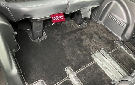 Honda Stepwgn, 2023 год, 2 223 000 рублей, 24 фотография