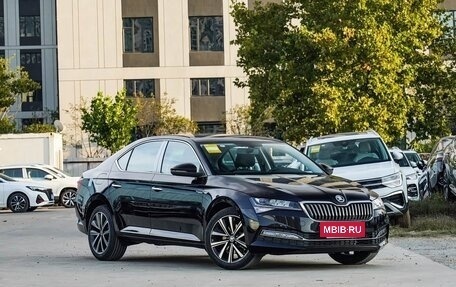 Skoda Superb III рестайлинг, 2025 год, 3 120 040 рублей, 3 фотография