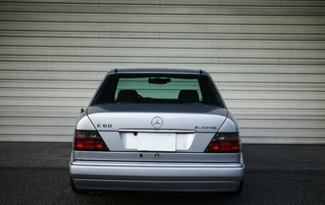 Mercedes-Benz E-Класс AMG, 1994 год, 61 000 000 рублей, 4 фотография
