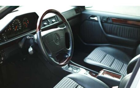 Mercedes-Benz E-Класс AMG, 1994 год, 61 000 000 рублей, 6 фотография