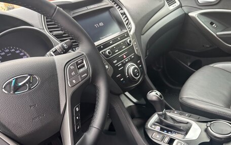 Hyundai Santa Fe III рестайлинг, 2017 год, 2 410 000 рублей, 12 фотография