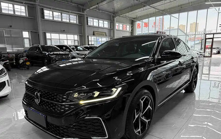 Volkswagen Passat B8 рестайлинг, 2023 год, 2 400 000 рублей, 3 фотография