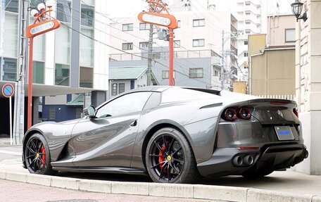 Ferrari 812, 2022 год, 44 400 000 рублей, 7 фотография