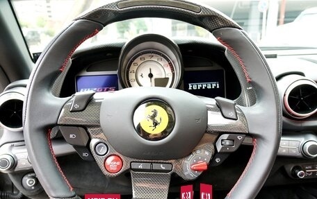 Ferrari 812, 2022 год, 44 400 000 рублей, 10 фотография
