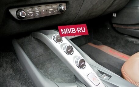Ferrari 812, 2022 год, 44 400 000 рублей, 15 фотография