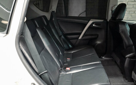 Toyota RAV4, 2013 год, 1 990 000 рублей, 22 фотография
