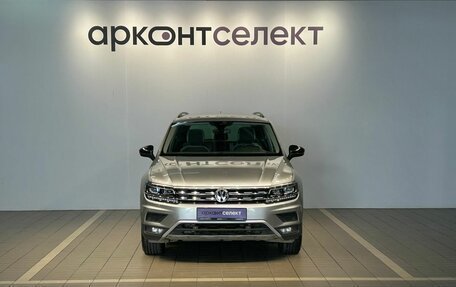 Volkswagen Tiguan II, 2019 год, 2 723 000 рублей, 7 фотография